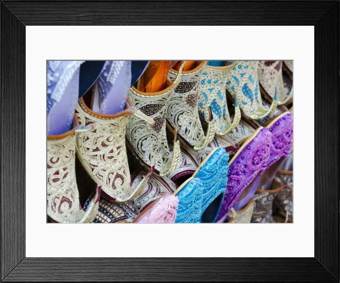 Framed Print : UAE, Dubai, Bur Dubai, Bur Dubai Souq Framed Print : UAE, Dubai, Bur Dubai, Bur Dubai Souq