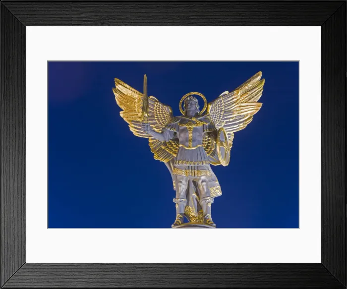 Framed Print : Archangel Michael sculpture in Independence Square, Kiev, Ukraine, Easteren Europe Framed Print : Archangel Michael sculpture in Independence Square, Kiev, Ukraine, Easteren Europe