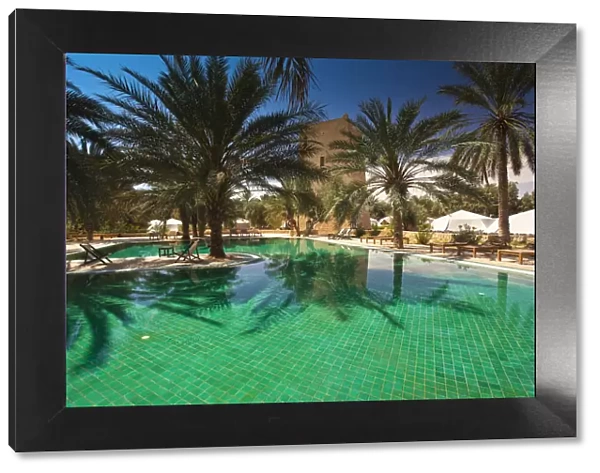 Tunisia, Ksour Area, Ksar Ghilane, Hotel Pansea, swimming pool