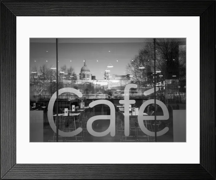 Framed Print : Tate Modern, London, England Framed Print : Tate Modern, London, England