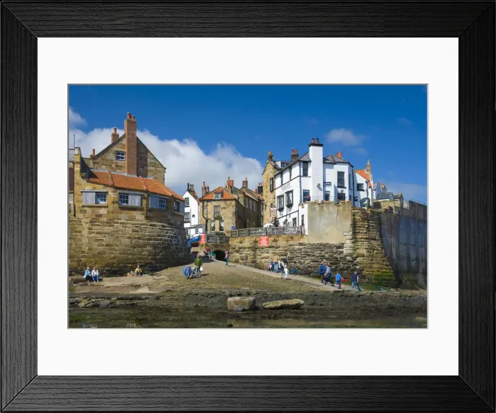 Framed Print : UK, North Yorkshire, Robin Hoods Bay Framed Print : UK, North Yorkshire, Robin Hoods Bay
