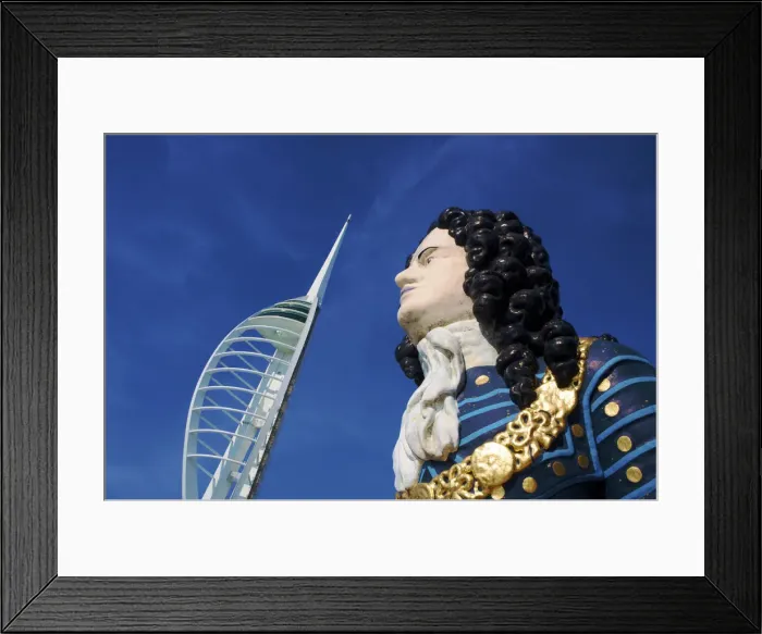 Framed Print : Gunwharf Quay and Spinnaker Tower, Portsmouth, Hampshire, England, UK