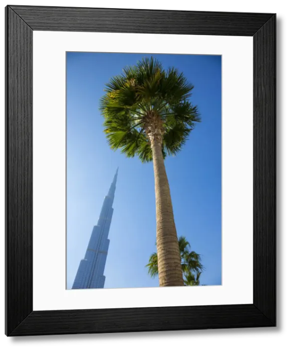 Framed Print : Burj Khalifa (worlds tallest building), Downtown, Dubai, United Arab Emirates