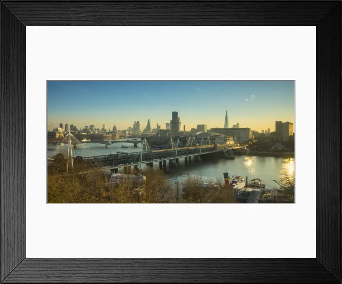 Framed Print : Hungerford Bridge and Golden Jubilee Bridges, River Thames, London, England, UK