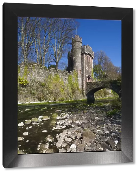 UK, Northern Ireland, County Antrim, Glenarm, Barbican Gate, entrance to Glenarm Castle