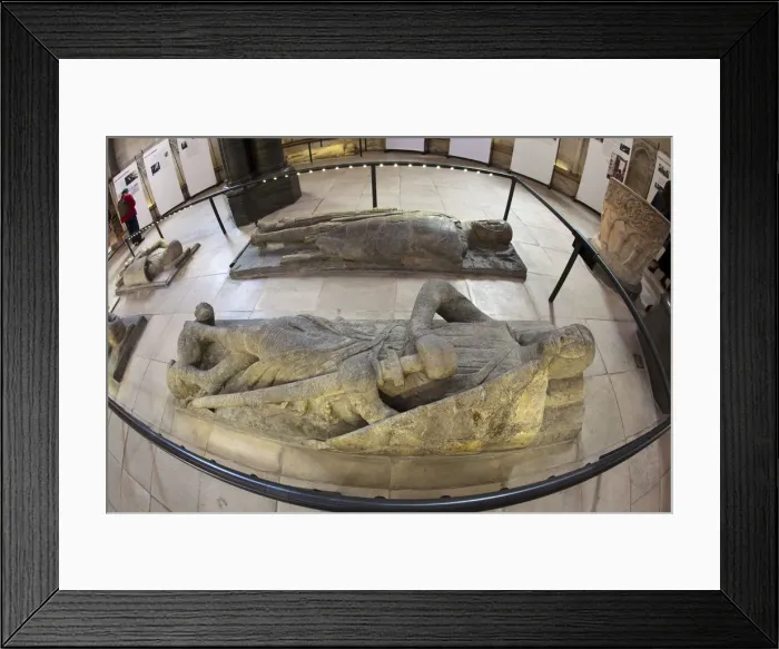 Framed Print : Temple Church (built by the Knights Templar), London, England Framed Print : Temple Church (built by the Knights Templar), London, England