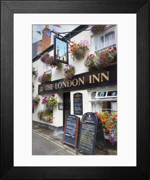 Framed Print : Pub, Padstow, Cornwall, England Framed Print : Pub, Padstow, Cornwall, England