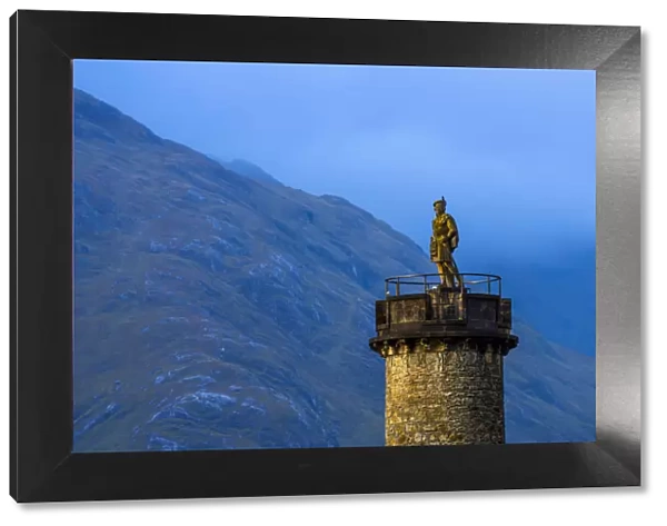 UK, Scotland, Highland, Loch Shiel, Glenfinnan, Glenfinnan Monument to the 1745 landing
