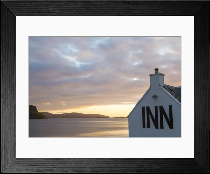 Framed Print : Stein Inn & Loch Bay, Stein, Waternish Peninsula, Isle of Skye, Scotland