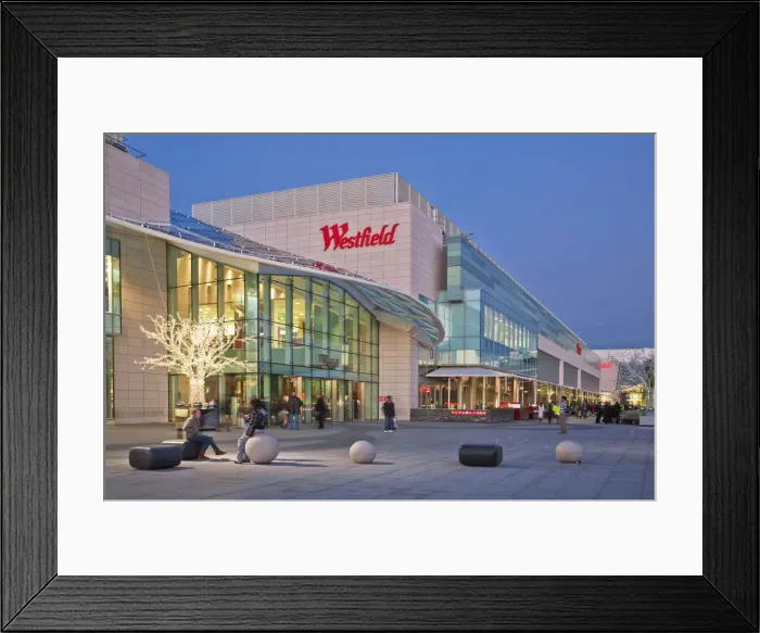 Framed Print : England, London, Shepherds Bush, Westfield shopping centre Framed Print : England, London, Shepherds Bush, Westfield shopping centre