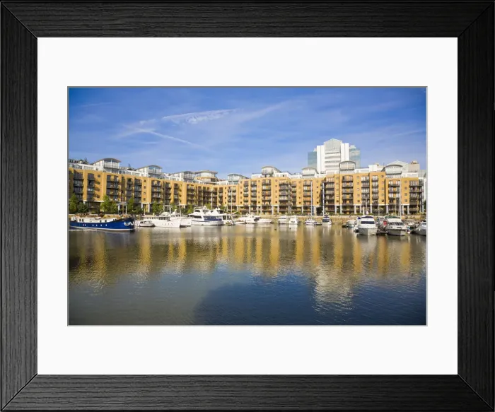 Framed Print : England, London, Wapping, St. Catherines dock, Yachts & appartments Framed Print : England, London, Wapping, St. Catherines dock, Yachts & appartments