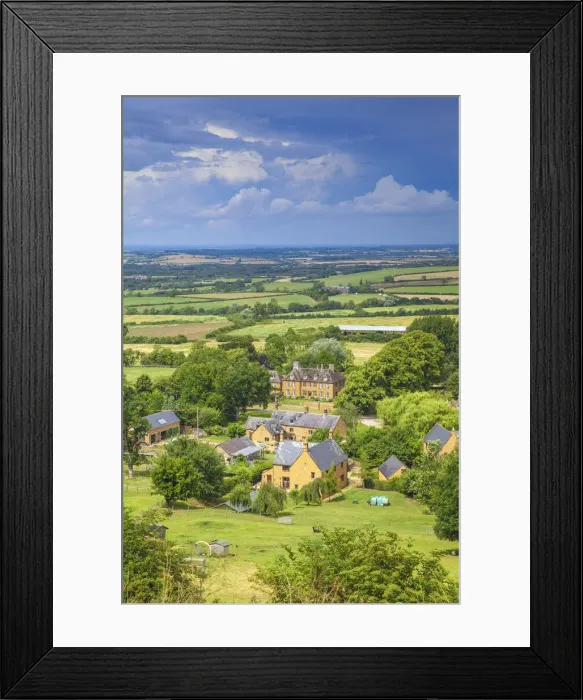 Framed Print : UK, England, Bedfordshire, Countryside between Eggington and Toddinton Framed Print : UK, England, Bedfordshire, Countryside between Eggington and Toddinton