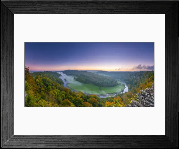 Framed Print : UK, England, Herefordshire, view north along River Wye from Symonds Yat Rock Framed Print : UK, England, Herefordshire, view north along River Wye from Symonds Yat Rock