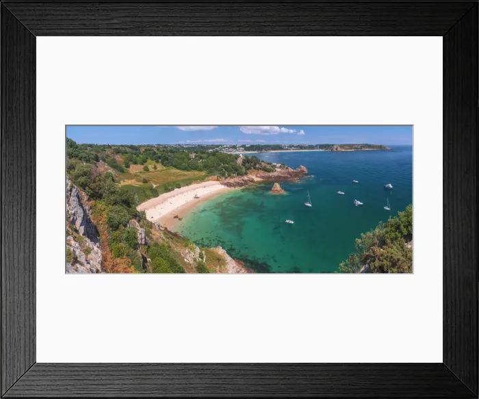 Framed Print : United KIngdom, Channel Islands, Jersey, Beauport Bay, Beauport Beach Framed Print : United KIngdom, Channel Islands, Jersey, Beauport Bay, Beauport Beach