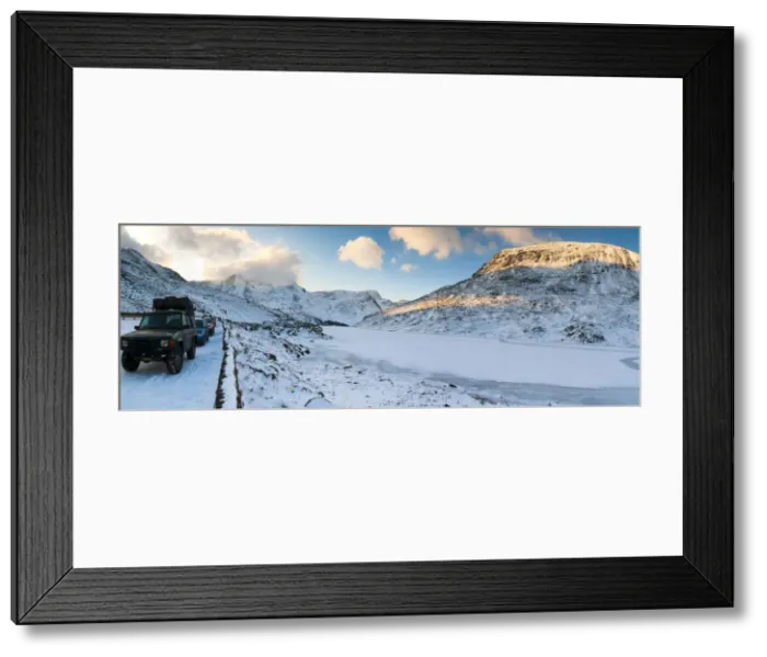 Framed Print : UK, Wales, Comwy-Gwynedd, Dyffryn Ogwen or Ogwen Valley, Llyn Ogwen or Ogwen Lake Framed Print : UK, Wales, Comwy-Gwynedd, Dyffryn Ogwen or Ogwen Valley, Llyn Ogwen or Ogwen Lake