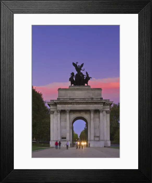 Framed Print : Wellington Arch, London, England, UK Framed Print : Wellington Arch, London, England, UK