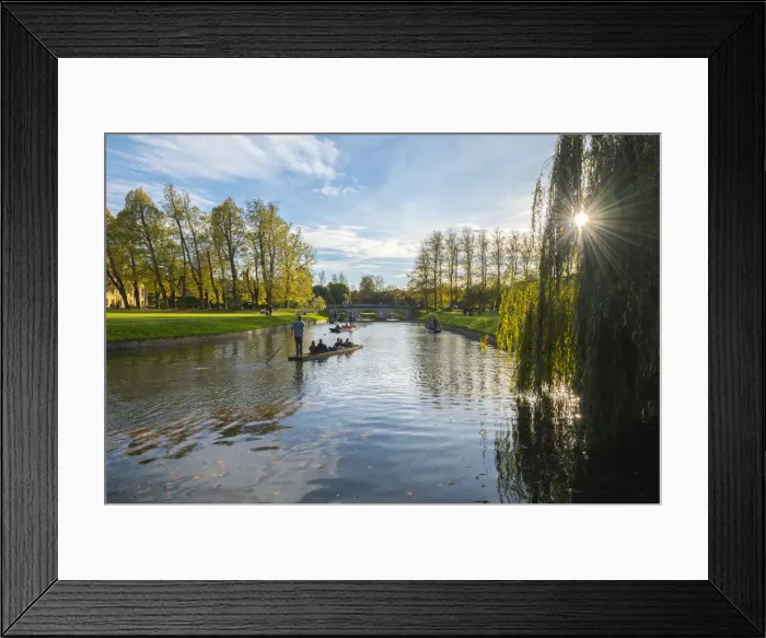 Framed Print : UK, England, Cambridgeshire, Cambridge, River Cam, Trinity College, Punting Framed Print : UK, England, Cambridgeshire, Cambridge, River Cam, Trinity College, Punting