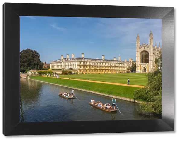 UK, England, Cambridgeshire, Cambridge, River Cam, Kings College, Punting