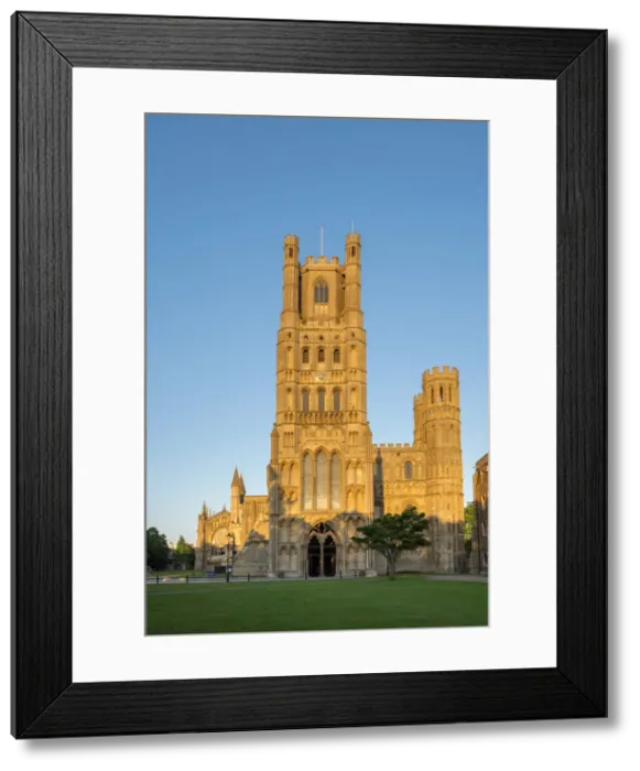 Framed Print : UK, England, Cambridgeshire, Ely, Ely Cathedral Framed Print : UK, England, Cambridgeshire, Ely, Ely Cathedral
