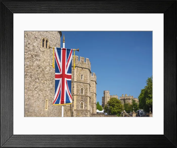 Framed Print : UK, England, Berkshire, Windsor, Windsor Castle, Decorations for wedding of Prince Harry