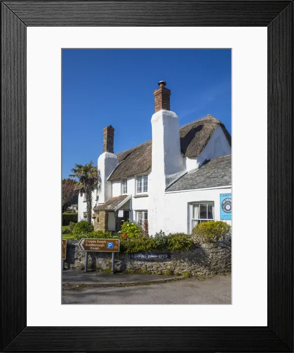 Framed Print : Thatched cottage, Croyde, Devon, England, UK Framed Print : Thatched cottage, Croyde, Devon, England, UK