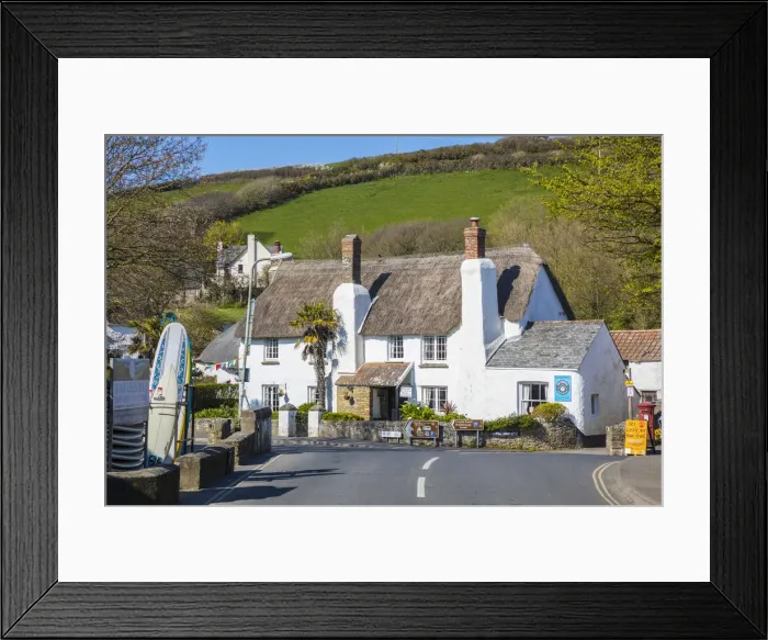 Framed Print : Thatched cottage, Croyde, Devon, England, UK Framed Print : Thatched cottage, Croyde, Devon, England, UK