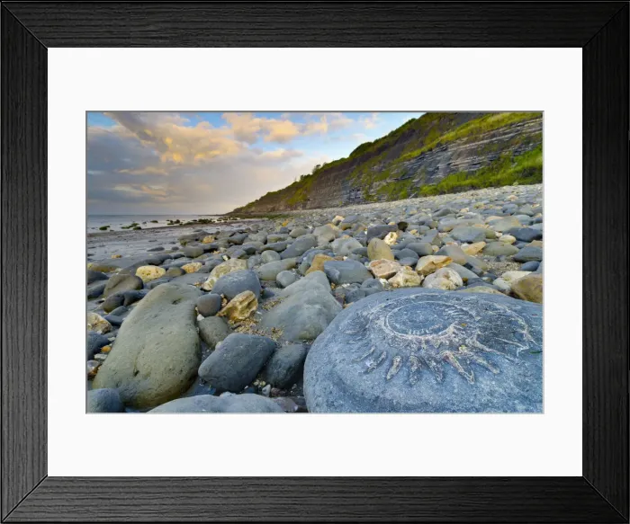 Framed Print : UK, England, Dorset, Lyme Regis, a Gateway Town to the UNESCO World Heritage Site Framed Print : UK, England, Dorset, Lyme Regis, a Gateway Town to the UNESCO World Heritage Site