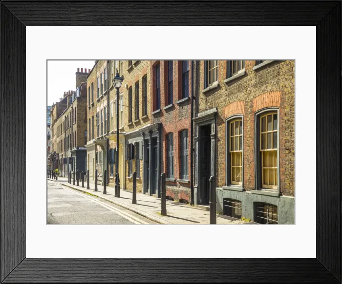 Framed Print : Terraced houses, Brick Lane, London, England, UK Framed Print : Terraced houses, Brick Lane, London, England, UK