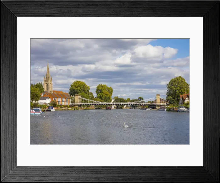 Framed Print : Marlow & River Thames, Buckinghamshire, England Framed Print : Marlow & River Thames, Buckinghamshire, England