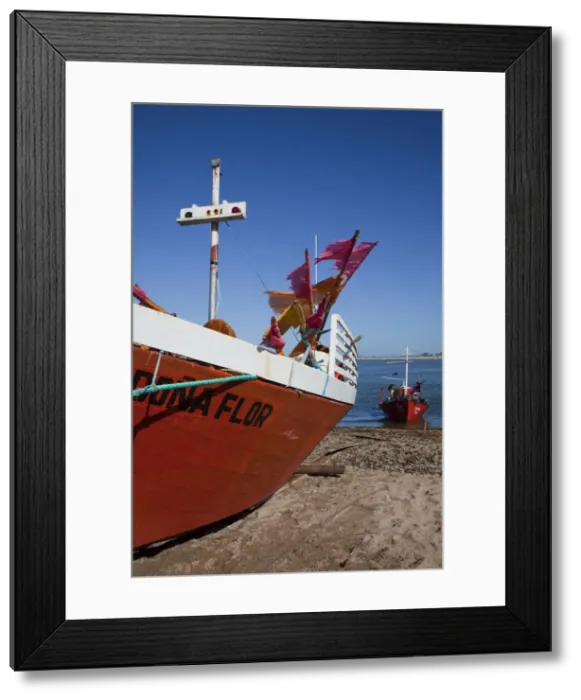 Framed Print : Uruguay, Faro Jose Ignacio, Atlantic Ocean resort town, fishing boat