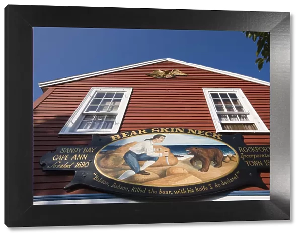 USA, Massachusetts, Cape Ann, Rockport, Rockport harbour, sign for Bearskin Neck