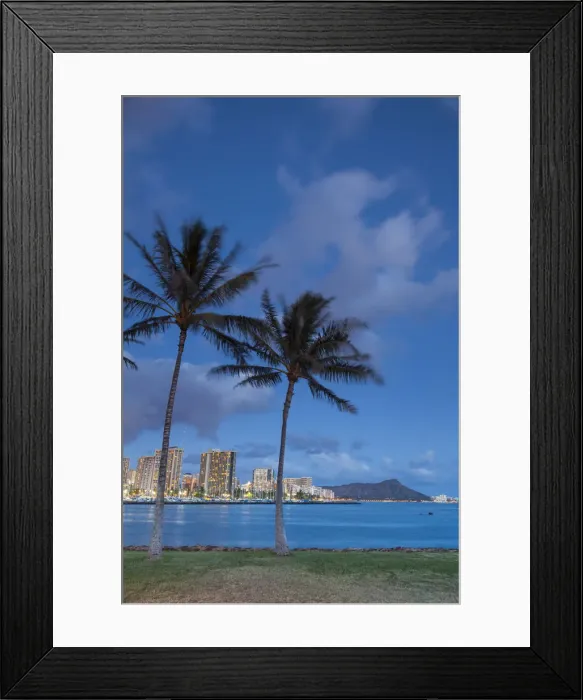 Framed Print : USA, Hawaii, Oahu, Honolulu Skyline and Diamond Head Crater Framed Print : USA, Hawaii, Oahu, Honolulu Skyline and Diamond Head Crater