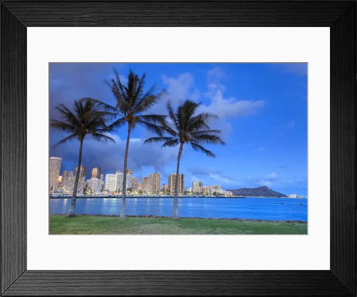 Framed Print : USA, Hawaii, Oahu, Honolulu Skyline and Diamond Head Crater Framed Print : USA, Hawaii, Oahu, Honolulu Skyline and Diamond Head Crater