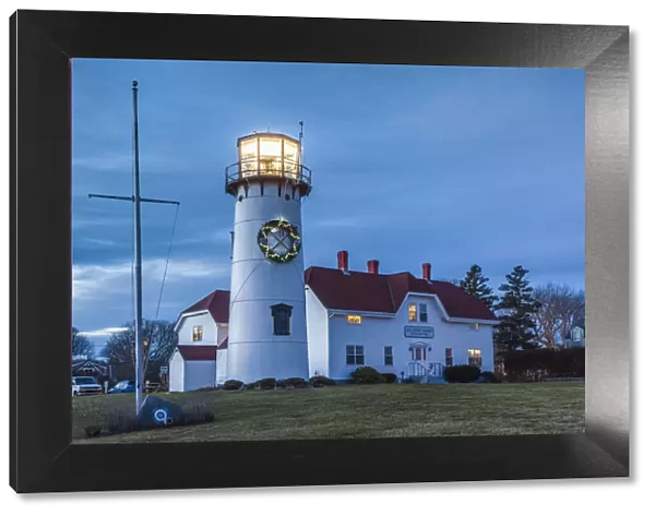 USA, New England, Massachusetts, Cape Cod, Chatham, Chatham Light lighthouse with