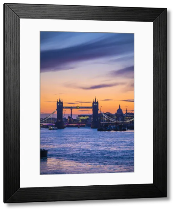 Framed Print : Tower Bridge, River Thames, London, England, UK