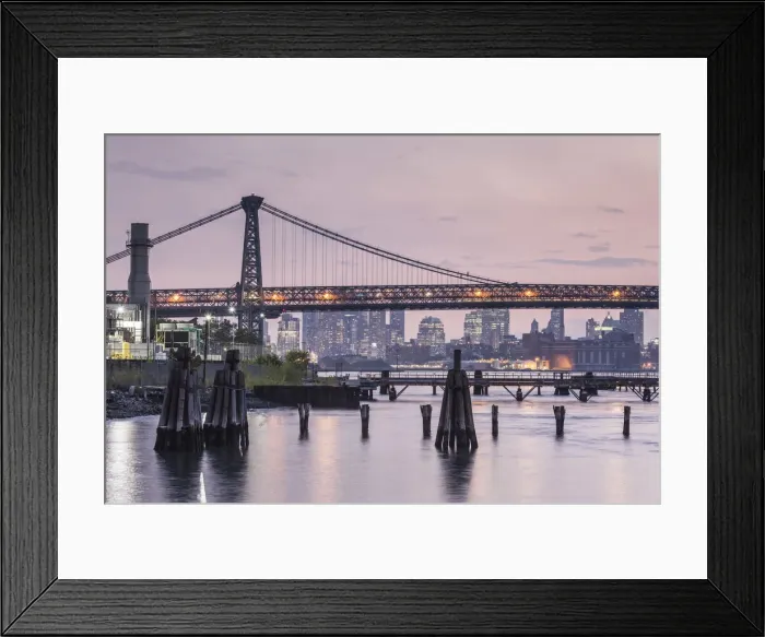 Framed Print : USA, New York, New York City, Brooklyn-Williamsburg, Williamsburg Bridge, late afternoon Framed Print : USA, New York, New York City, Brooklyn-Williamsburg, Williamsburg Bridge, late afternoon