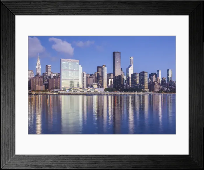 Framed Print : USA, New York, New York City, Long Island City, Mid town Manhattan skyline with UN Framed Print : USA, New York, New York City, Long Island City, Mid town Manhattan skyline with UN