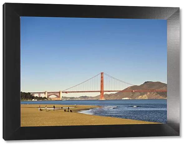 USA, California, San Francisco, Golden Gate Bridge and Presidio Beach Park