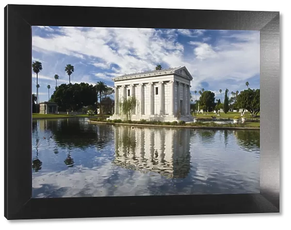 USA, California, Los Angeles, Hollywood, Hollywood Forever Cemetery, Garden of the