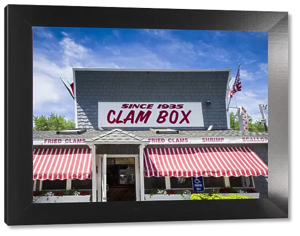 USA, Massachusetts, Ipswich, The Clam Box of Ipswich restaurant, exterior