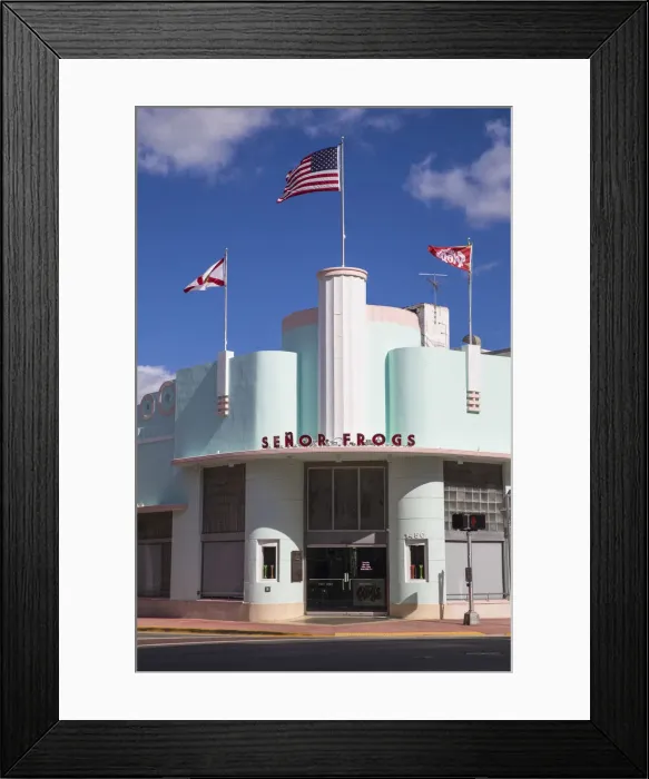 Framed Print : U. S. A, Miami, Miami beach, South Beach, Collins Ave, Senor Frogs restaurant and bar Framed Print : U. S. A, Miami, Miami beach, South Beach, Collins Ave, Senor Frogs restaurant and bar