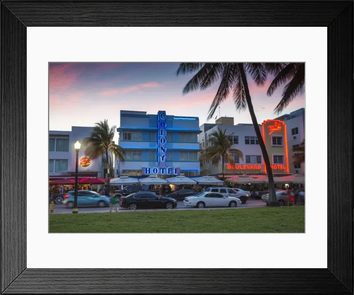 Framed Print : U. S. A, Miami, Miami Beach, South Beach, Art Deco Hotels on Ocean drive Framed Print : U. S. A, Miami, Miami Beach, South Beach, Art Deco Hotels on Ocean drive