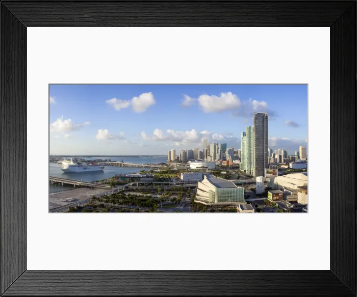 Framed Print : Elevated view over Biscayne Boulevard and the skyline of Miami, Florida, USA Framed Print : Elevated view over Biscayne Boulevard and the skyline of Miami, Florida, USA