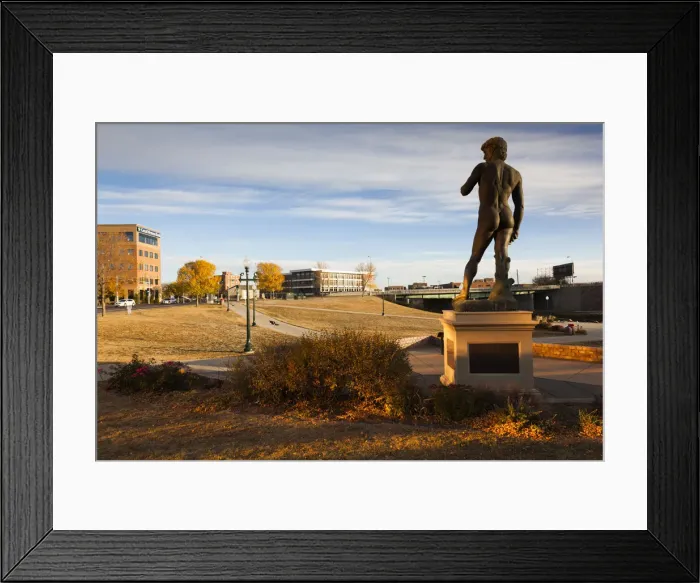 Framed Print : USA, South Dakota, Sioux Falls, riverfront statue of David