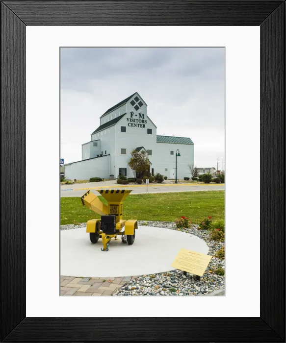 Framed Print : USA, North Dakota, Fargo, replica wood chipper, as seen in the film Fargo by the Coen Framed Print : USA, North Dakota, Fargo, replica wood chipper, as seen in the film Fargo by the Coen