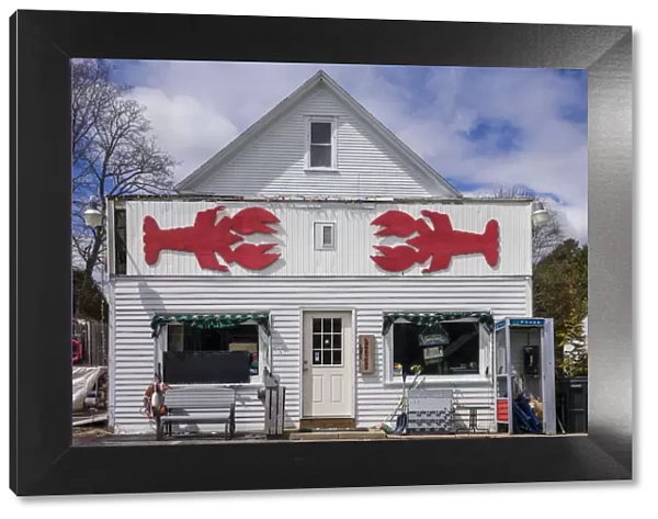USA, Maine, Wells, seafood shop with lobster design, exterior