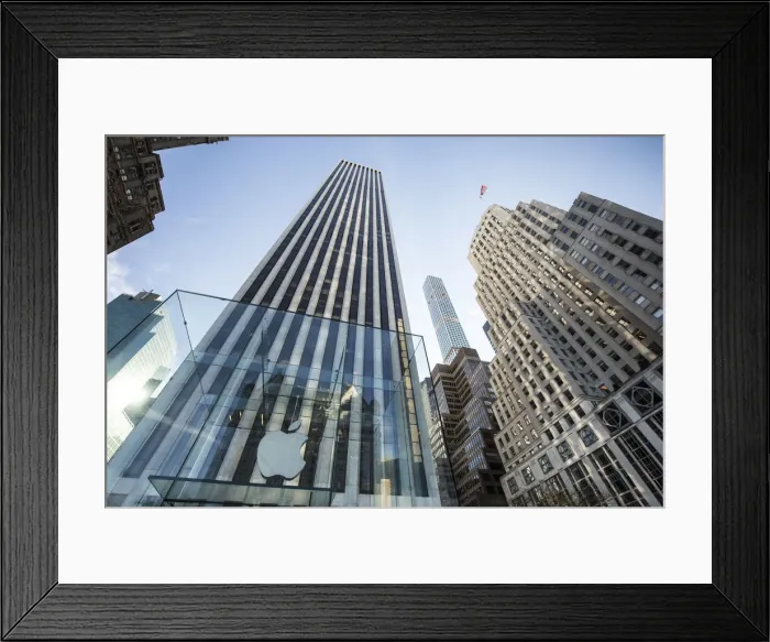 Framed Print : Apple Store on 5th Avenue, Manhattan, New York City, New York, USA