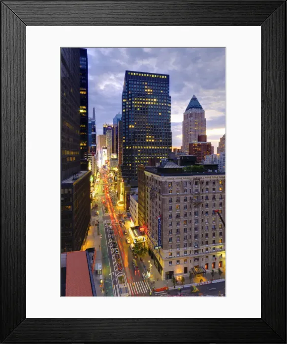 Framed Print : USA, New York, Manhattan, Midtown, Broadway towards Times Square Framed Print : USA, New York, Manhattan, Midtown, Broadway towards Times Square