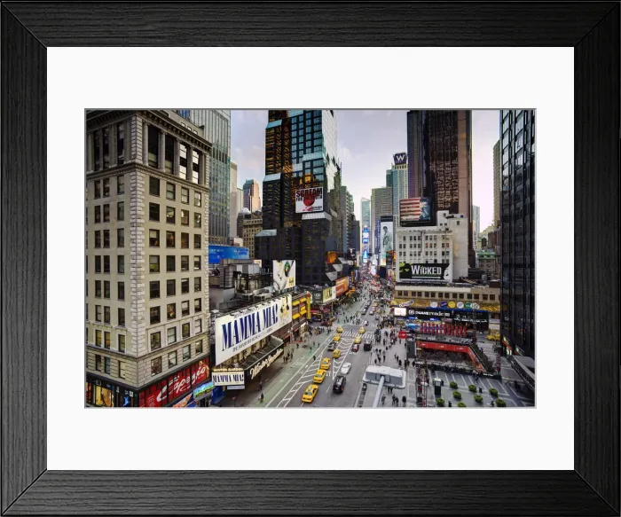 Framed Print : Manhattan, Broadway looking towards Times Square, New York, USA Framed Print : Manhattan, Broadway looking towards Times Square, New York, USA