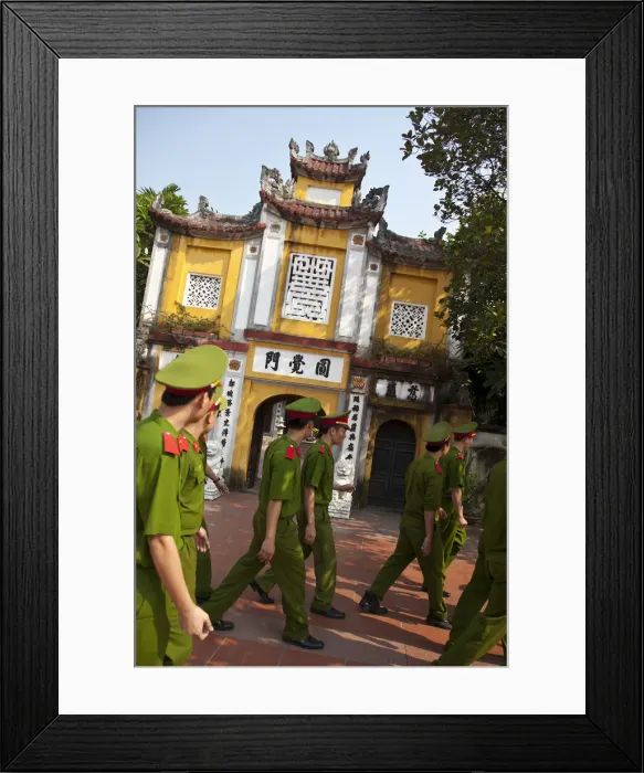 Framed Print : Entrance gate to the One Pillar Pagoda, Hanoi, Vietnam Framed Print : Entrance gate to the One Pillar Pagoda, Hanoi, Vietnam